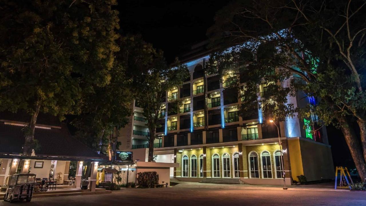 Chiangkhong Teak Garden Riverfront Onsen Hotel- Sha Extra Plus Chiang Khong Exteriér fotografie