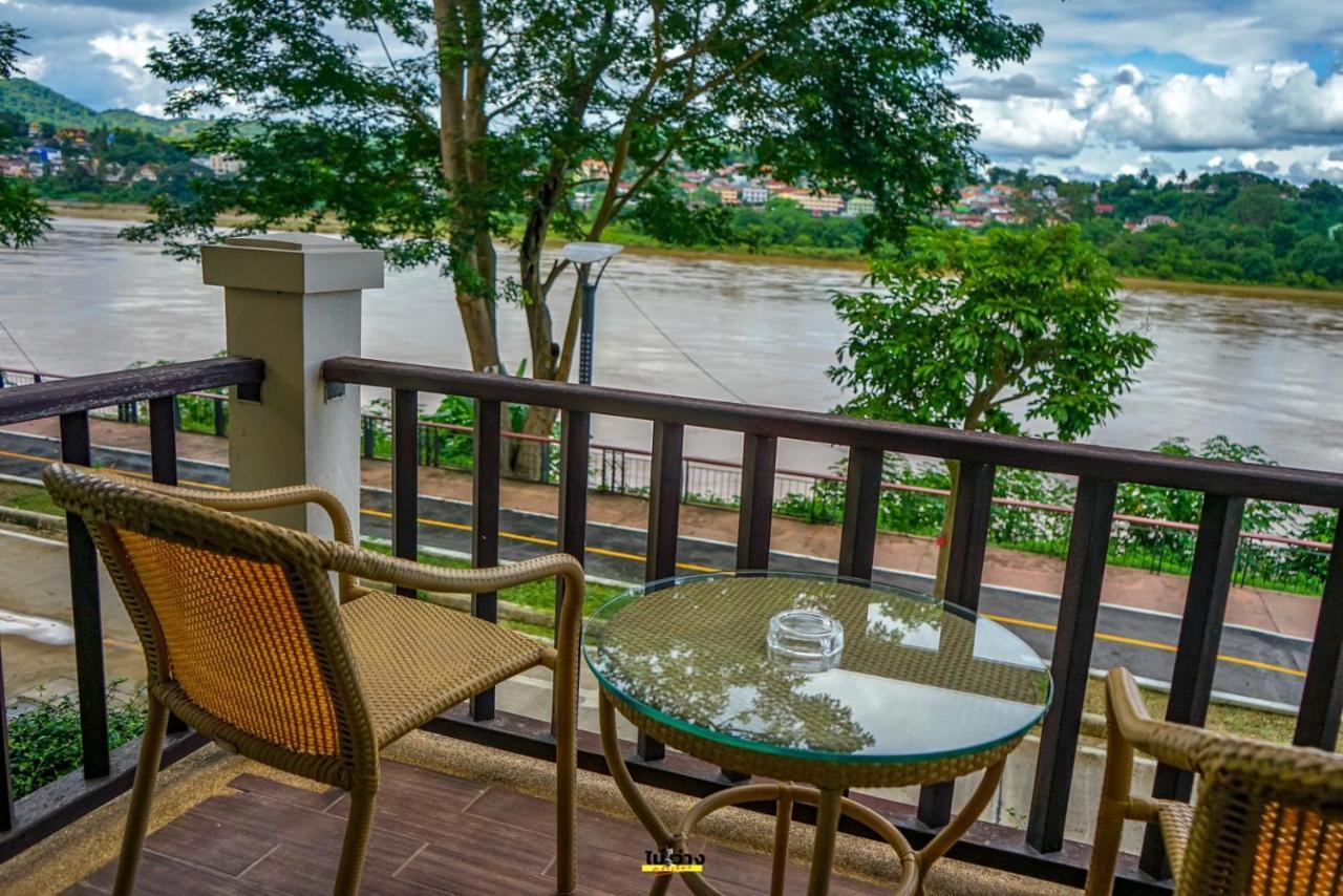 Chiangkhong Teak Garden Riverfront Onsen Hotel- Sha Extra Plus Chiang Khong Exteriér fotografie